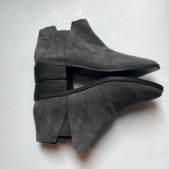Tarah Gray Suede Dolce Vita Western Ankle Boots Women’s 9.5 - Picture 1 of 13